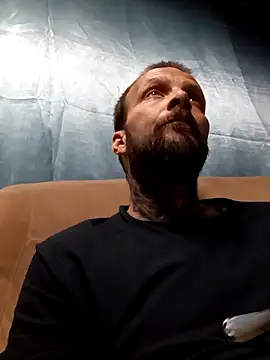 Whipit323 online show from 19, 4, 2026