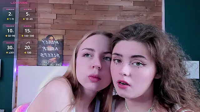 Snapshot of Mona_aLisa chatting on 3, 12, 2024 Mona aLisa online show from 3, 12, 2024