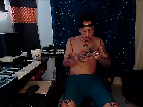 Snapshot of patrik_tattoo_ chatting on 16, 2, 2025 patrik tattoo online show from 16, 2, 2025