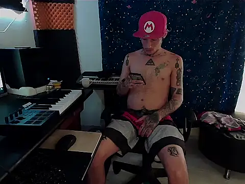 Snapshot of patrik_tattoo_ chatting on 22, 2, 2025 patrik tattoo online show from 22, 2, 2025