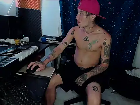 Snapshot of patrik_tattoo_ chatting on 18, 3, 2025 patrik tattoo online show from 18, 3, 2025