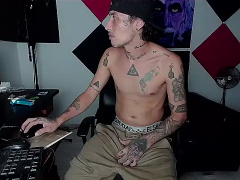 Snapshot of patrik_tattoo_ chatting on 30, 9, 2025 patrik tattoo online show from 30, 9, 2025