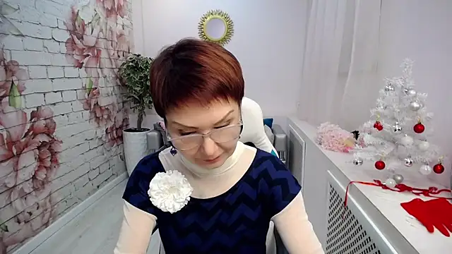 Snapshot of Cutie_Asya chatting on 10, 12, 2024 Cutie Asya online show from 10, 12, 2024