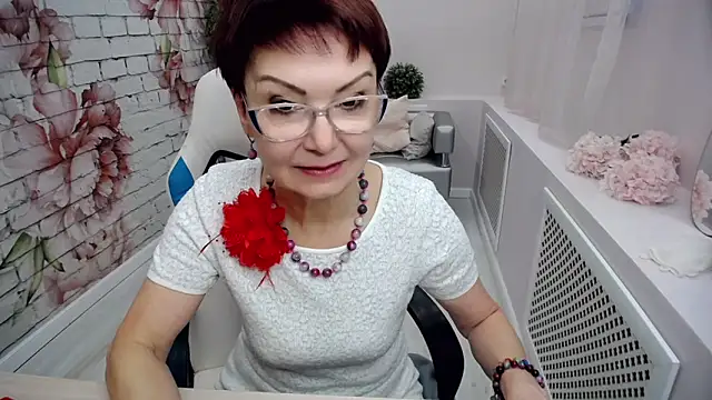 Snapshot of Cutie_Asya chatting on 5, 2, 2025 Cutie Asya online show from 5, 2, 2025