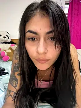 emilie xx  online show from 1, 10, 2025