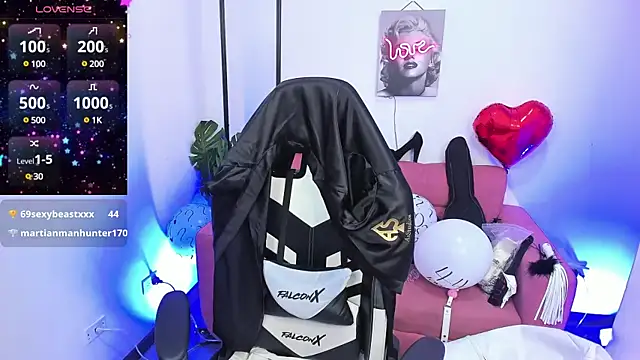 Snapshot of blackberrys_ chatting on 17, 2, 2025 blackberrys  online show from 17, 2, 2025