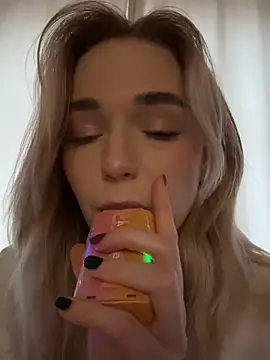 Eva Millss online show from 27, 12, 2024