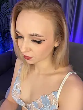 Eva Millss online show from 8, 2, 2025