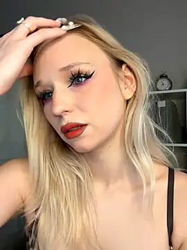 Eva Millss online show from 22, 9, 2025