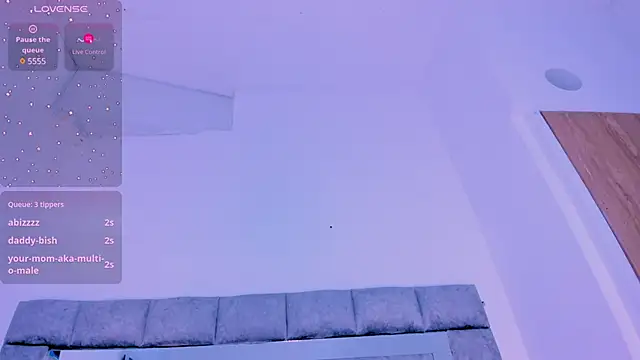 zulyjones online show from 7, 3, 2025