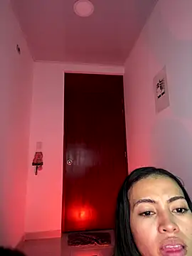 Snapshot of EmySofia chatting on 14, 12, 2025 EmySofia online show from 14, 12, 2025