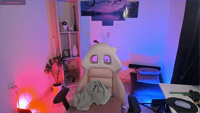 Snapshot of odelei chatting on 5, 11, 2025 odelei online show from 5, 11, 2025