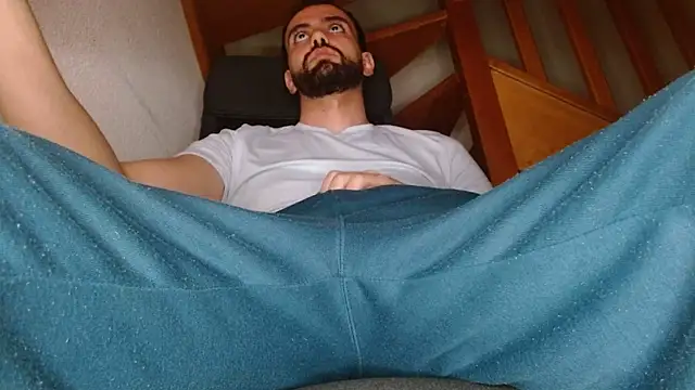 Snapshot of nass21cmm chatting on 5, 2, 2026 nass21cmm online show from 5, 2, 2026