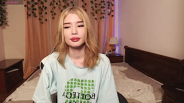 Velvetsky 1 online show from 16, 1, 2025