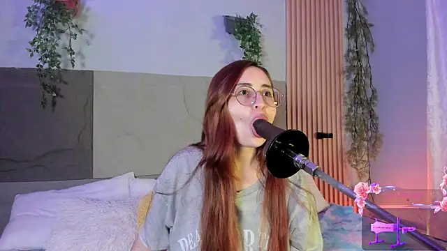 centaurigirl online show from 1, 4, 2026