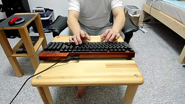 Snapshot of hachunemiku chatting on 2, 3, 2025 hachunemiku online show from 2, 3, 2025