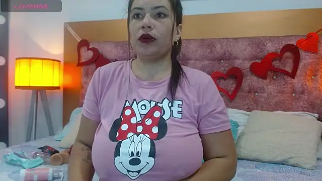 Snapshot of vennuss_89 chatting on 6, 1, 2026 vennuss 89 online show from 6, 1, 2026