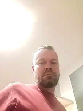 mikaaaaase online show from 10, 4, 2026