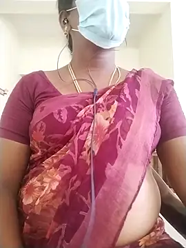 Snapshot of Preethytamilsexy chatting on 9, 6, 2026 Preethytamilsexy online show from 9, 6, 2026
