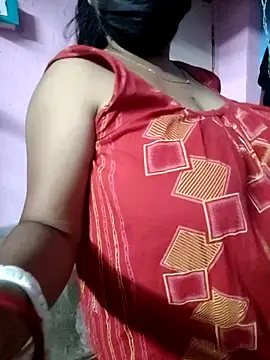 BERRY 00 online show from 5, 4, 2026