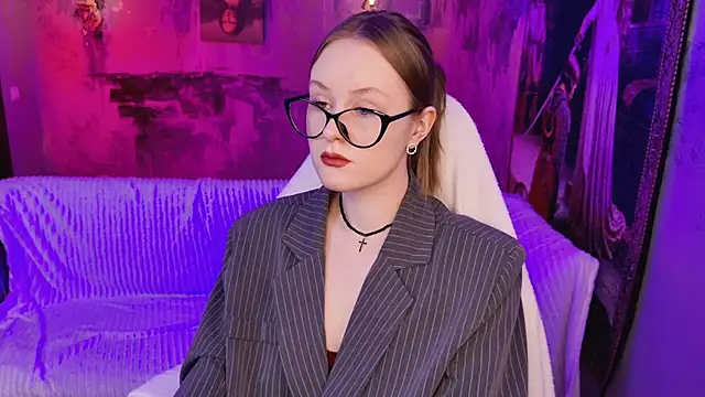 Snapshot of VivienLeeigh chatting on 27, 4, 2026 VivienLeeigh online show from 27, 4, 2026