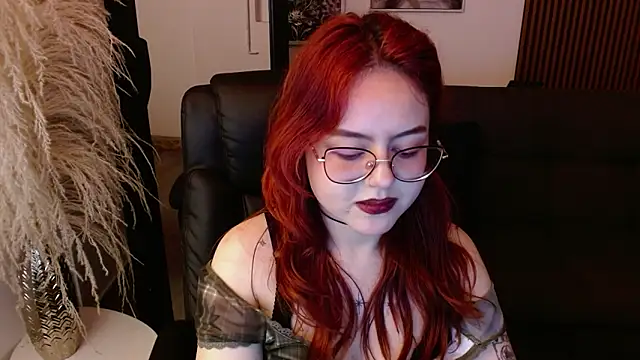 crimson tati  online show from 22, 1, 2025