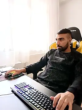 SertSikici022 online show from 5, 12, 2024