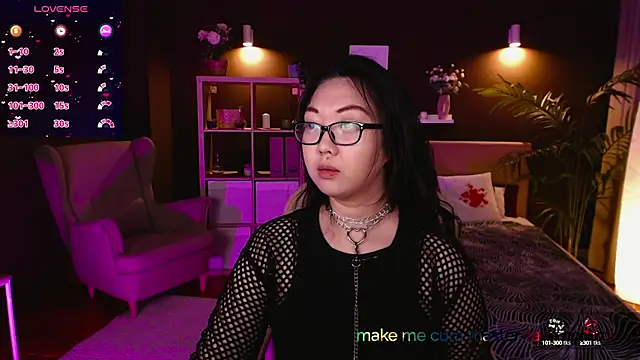 Snapshot of Marine_Vact chatting on 6, 3, 2025 Marine Vact online show from 6, 3, 2025