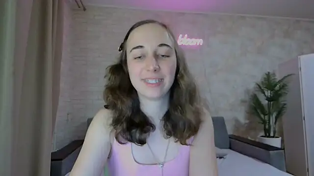 Snapshot of Anika_bloom chatting on 6, 2, 2025 Anika bloom online show from 6, 2, 2025