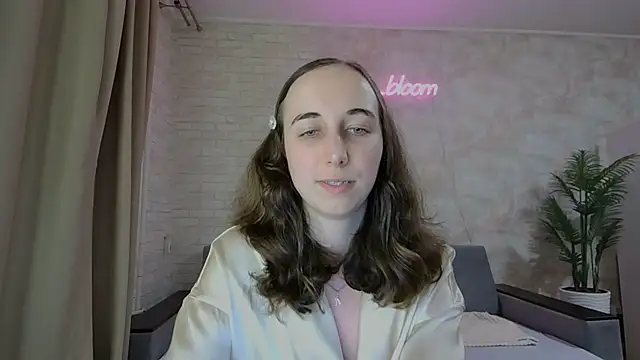 Snapshot of Anika_bloom chatting on 10, 2, 2025 Anika bloom online show from 10, 2, 2025