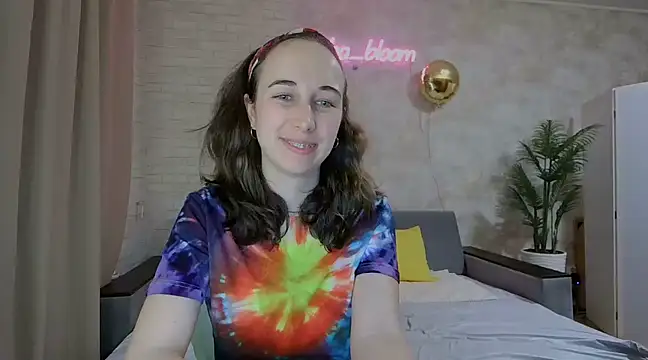 Snapshot of Anika_bloom chatting on 16, 2, 2025 Anika bloom online show from 16, 2, 2025