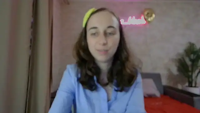 Snapshot of Anika_bloom chatting on 4, 3, 2025 Anika bloom online show from 4, 3, 2025