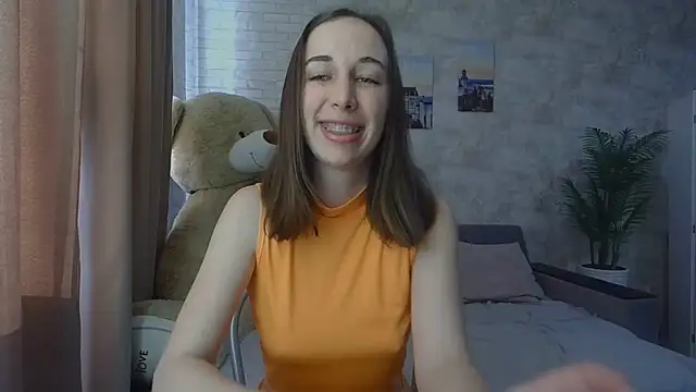 Snapshot of Anika_bloom chatting on 9, 10, 2025 Anika bloom online show from 9, 10, 2025