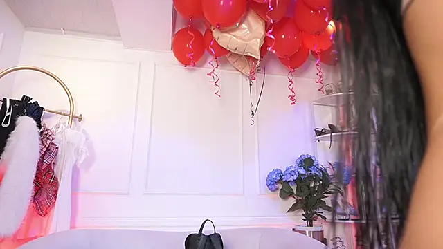 elasummer online show from 19, 2, 2026