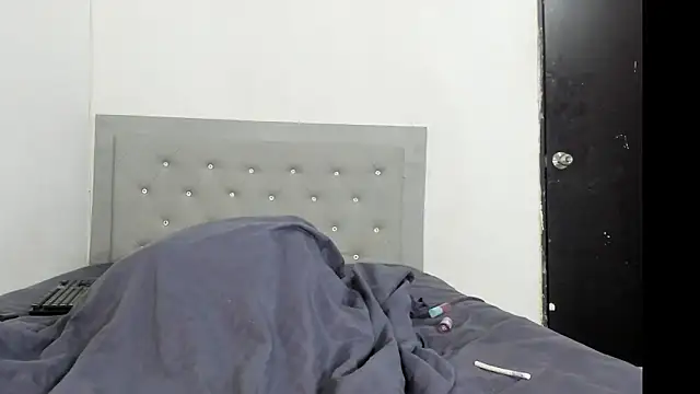 camila bigcock169 online show from 11, 3, 2025