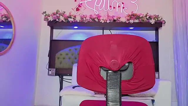 EMILY ROUSSE71 online show from 19, 1, 2026