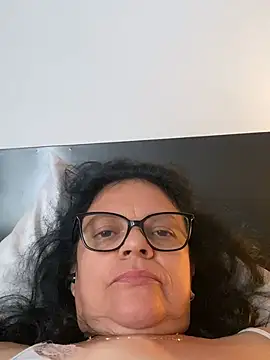 Snapshot of Sharongirl07 chatting on 7, 7, 2026 Sharongirl07 online show from 7, 7, 2026