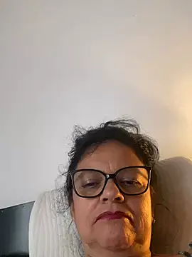 Snapshot of Sharongirl07 chatting on 13, 7, 2026 Sharongirl07 online show from 13, 7, 2026