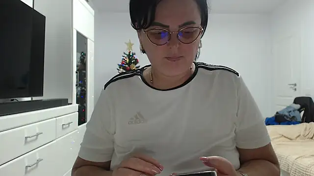 Snapshot of Amandamuller1982 chatting on 19, 12, 2025 Amandamuller1982 online show from 19, 12, 2025