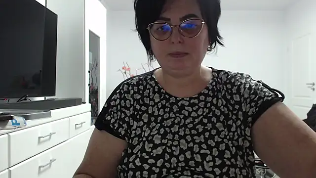 Snapshot of Amandamuller1982 chatting on 2, 2, 2026 Amandamuller1982 online show from 2, 2, 2026