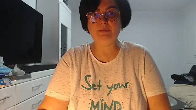 Snapshot of Amandamuller1982 chatting on 9, 4, 2026 Amandamuller1982 online show from 9, 4, 2026