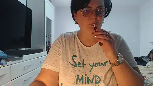 Snapshot of Amandamuller1982 chatting on 10, 4, 2026 Amandamuller1982 online show from 10, 4, 2026