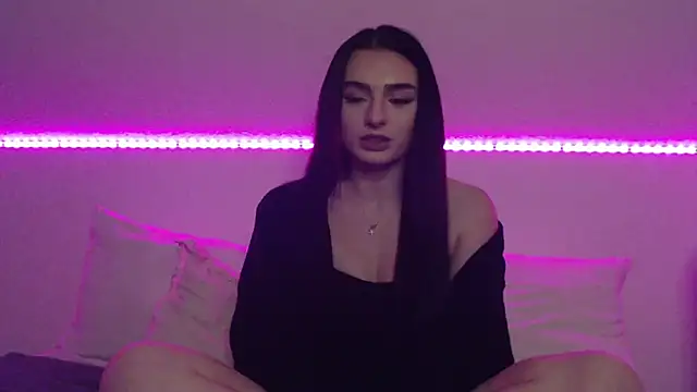 Snapshot of AdelinaAlia chatting on 17, 2, 2025 AdelinaAlia online show from 17, 2, 2025