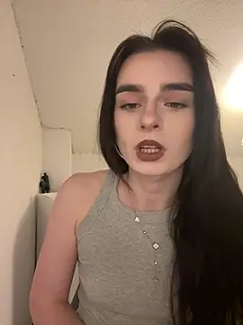 Snapshot of AdelinaAlia chatting on 12, 5, 2026 AdelinaAlia online show from 12, 5, 2026