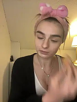 Snapshot of AdelinaAlia chatting on 28, 5, 2026 AdelinaAlia online show from 28, 5, 2026