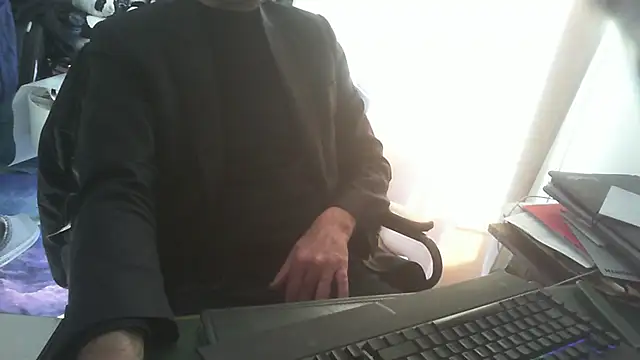 shyfrenchcock1 online show from 30, 3, 2026