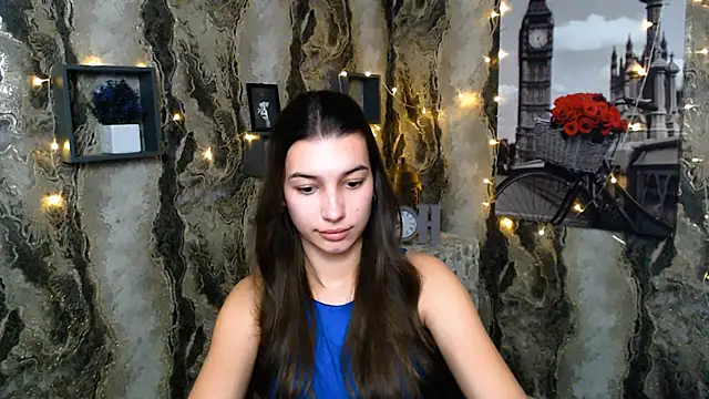 KarolinaRosse  online show from 12, 2, 2025