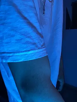 SkinnyHot444 online show from 13, 2, 2026