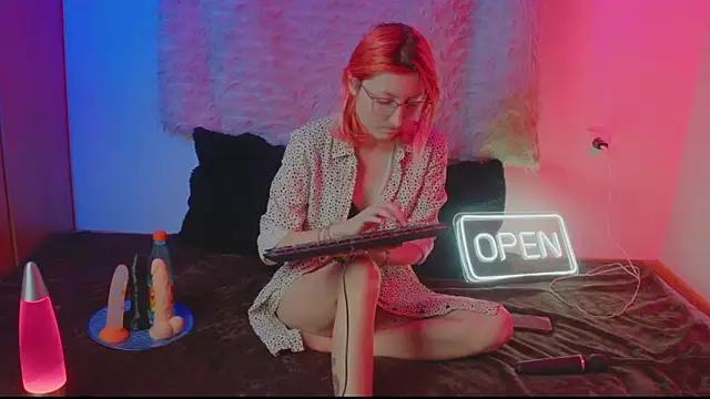 Snapshot of Bloom-fairy chatting on 3, 2, 2026 Bloom-fairy online show from 3, 2, 2026