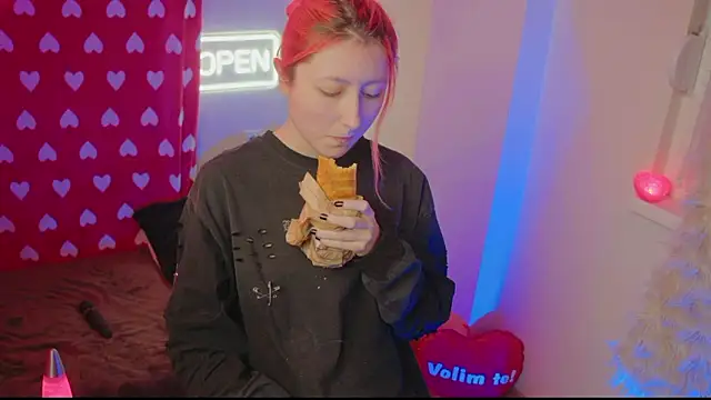 Snapshot of Bloom-fairy chatting on 12, 2, 2026 Bloom-fairy online show from 12, 2, 2026